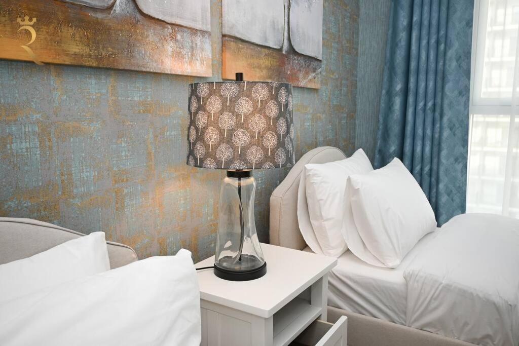 Yas Island 2 Bedroom Turquoise Appartement Abou Dabi