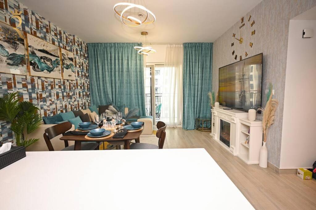 Yas Island 2 Bedroom Turquoise *