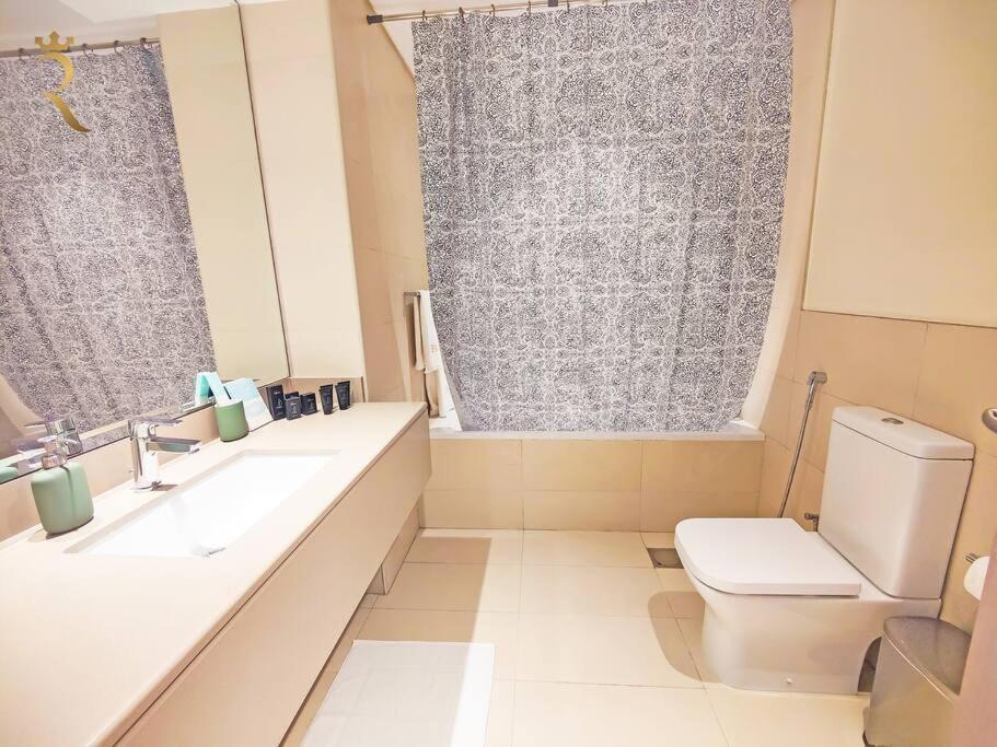 Yas Island 2 Bedroom Turquoise