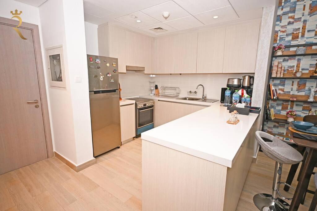 Yas Island 2 Bedroom Turquoise * Abou Dabi