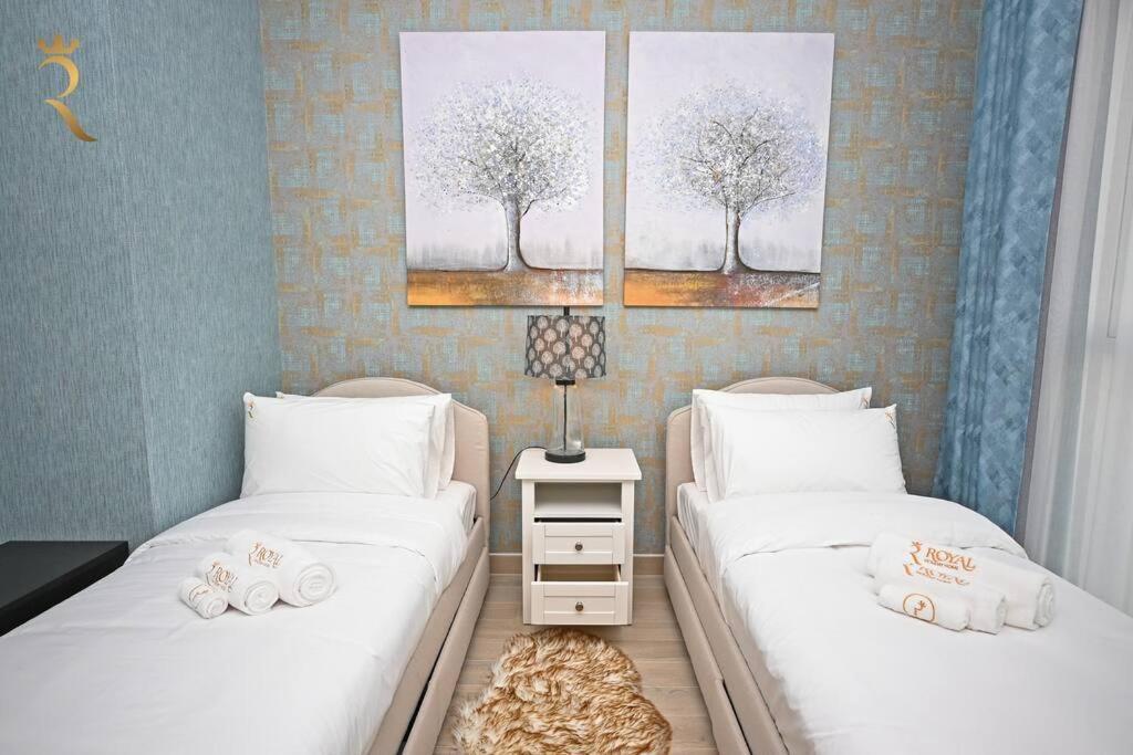 Yas Island 2 Bedroom Turquoise * Abu Dhabi